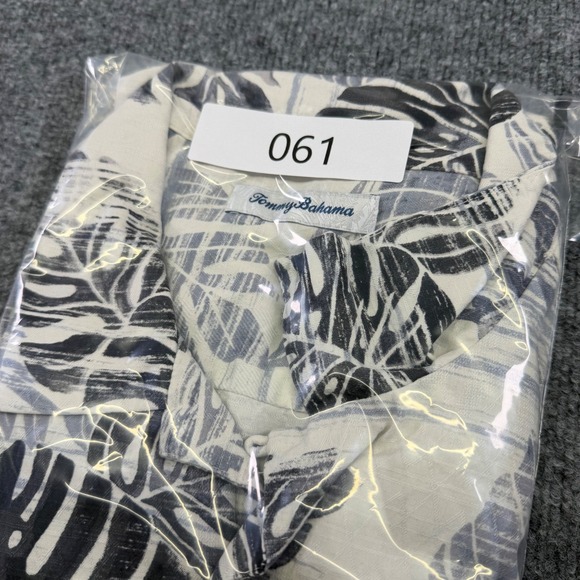 Tommy Bahama UCF Knights Hawaiian Shirt Men's Large 100% Silk Tropical Aloha - Picture 11 of 11